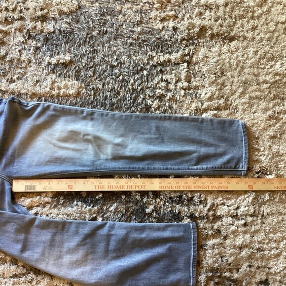 SIGNATURE LEVI'S STRAUSS Mid Rise Slim Cuffed Jeans Women’s Size 8 - Picture 8 of 8